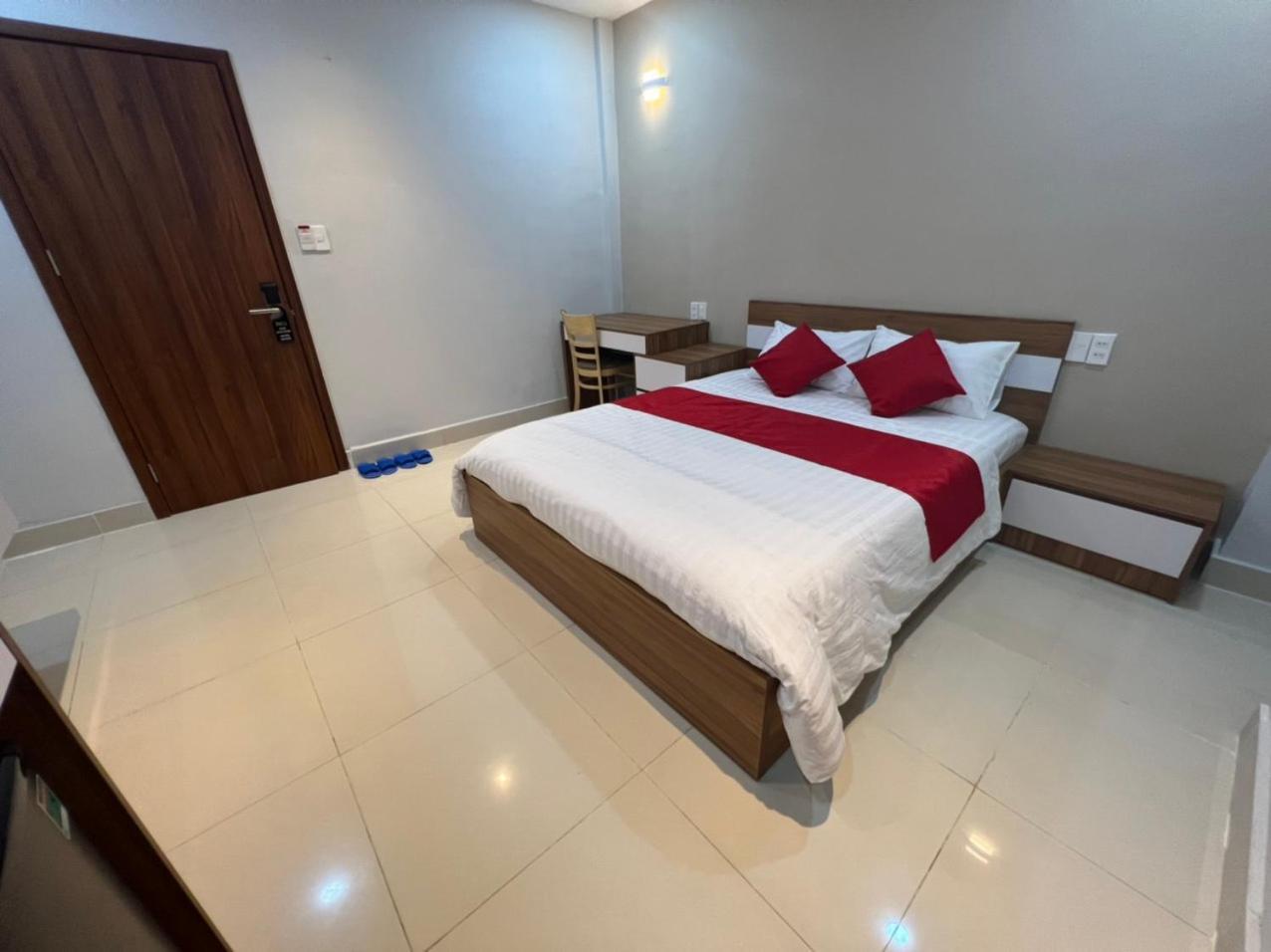 Hanh Trang Hotel Ho Chi Minh City Exterior photo