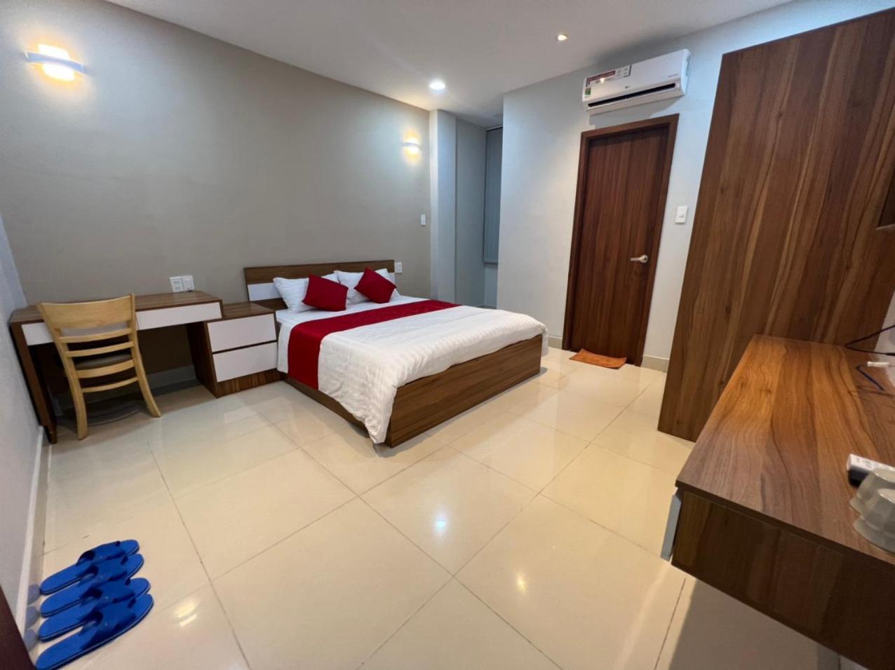 Hanh Trang Hotel Ho Chi Minh City Exterior photo
